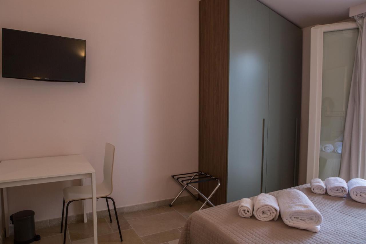 B&B Borgo Marinaro 波尔图圣乔治 外观 照片